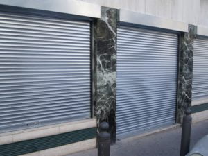 Rideaux Métalliques à tirage direct